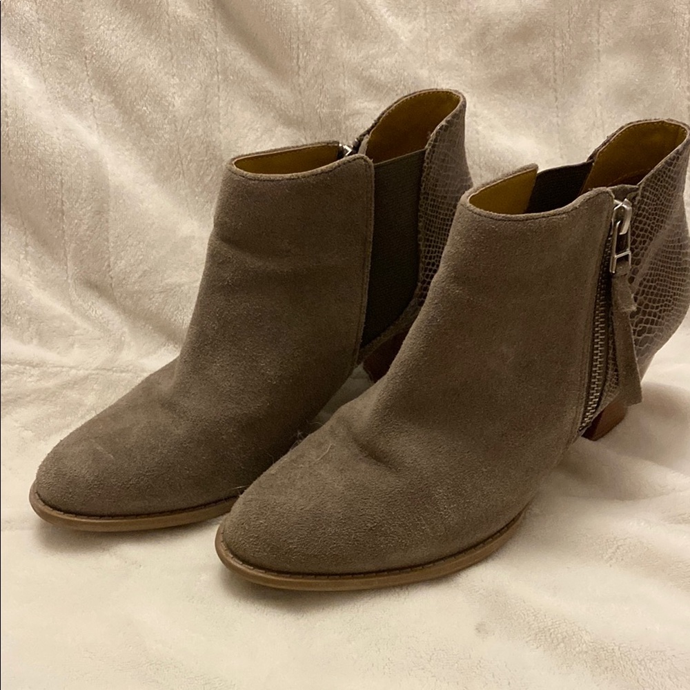 Vionic Taupe Ankle Booties with Side Zipper